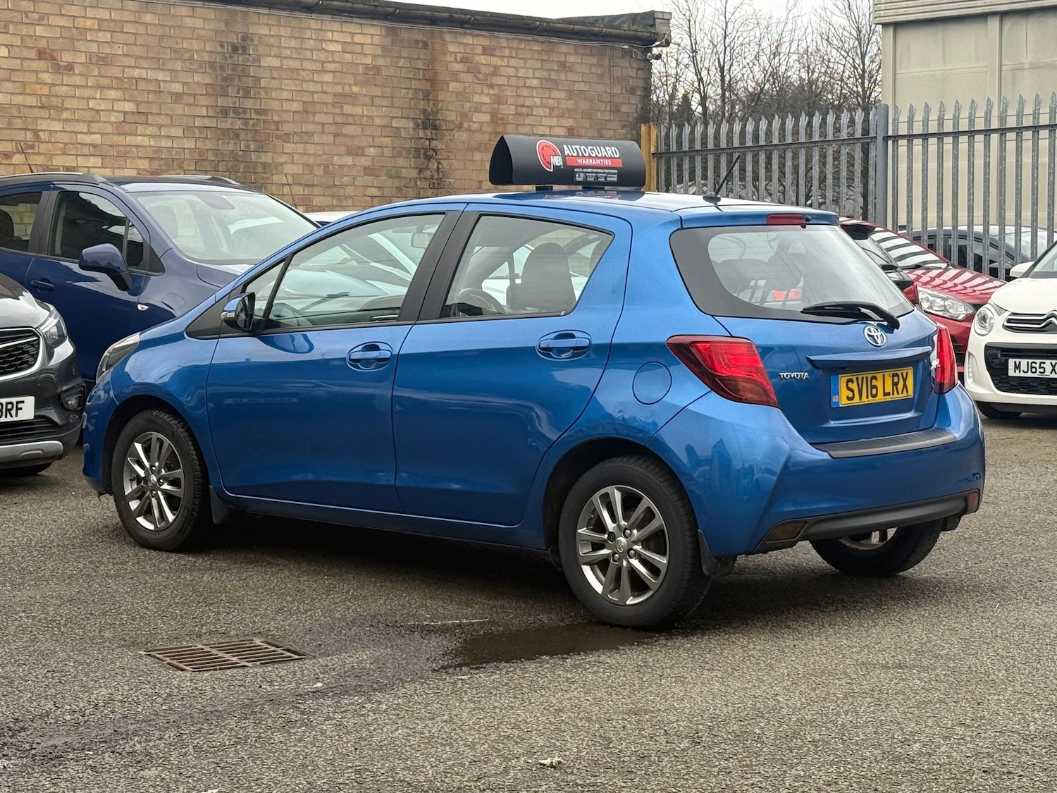 Used Toyota Yaris 2016 for sale - 77841711: Photo 7