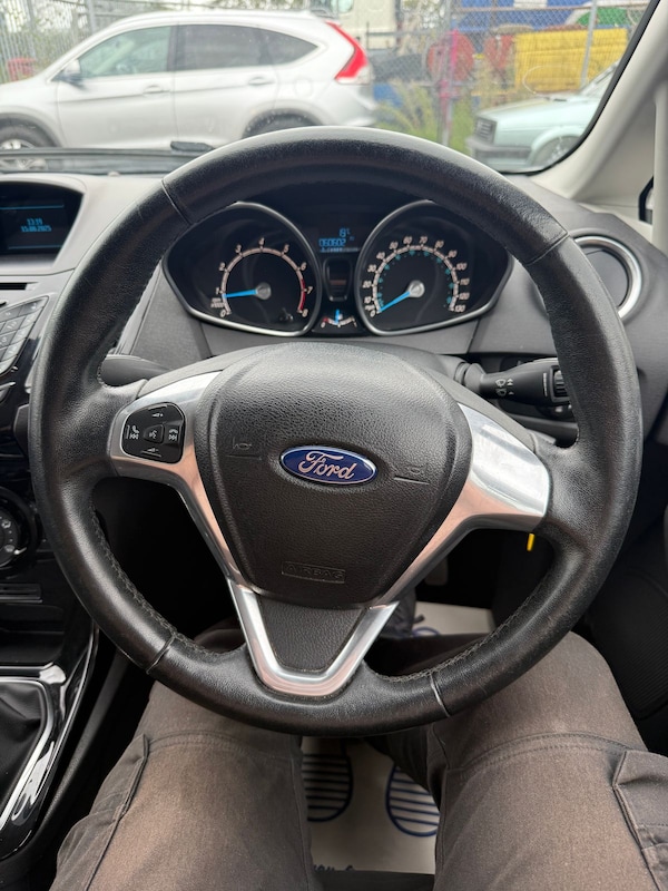 Used Ford Fiesta 2013 for sale - 75602775: Photo 11