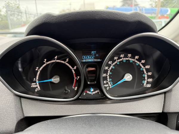 Used Ford Fiesta 2013 for sale - 75602775: Photo 12