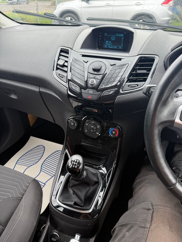 Used Ford Fiesta 2013 for sale - 75602775: Photo 13