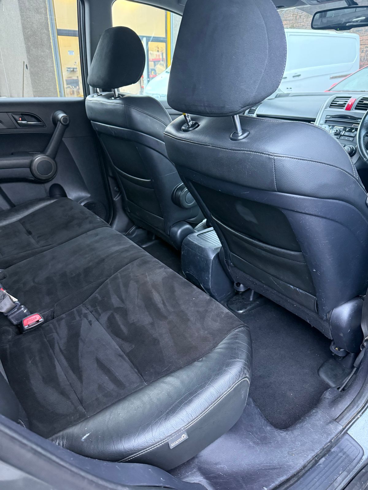 Used Honda CR-V 2011 for sale - 76804249: Photo 16