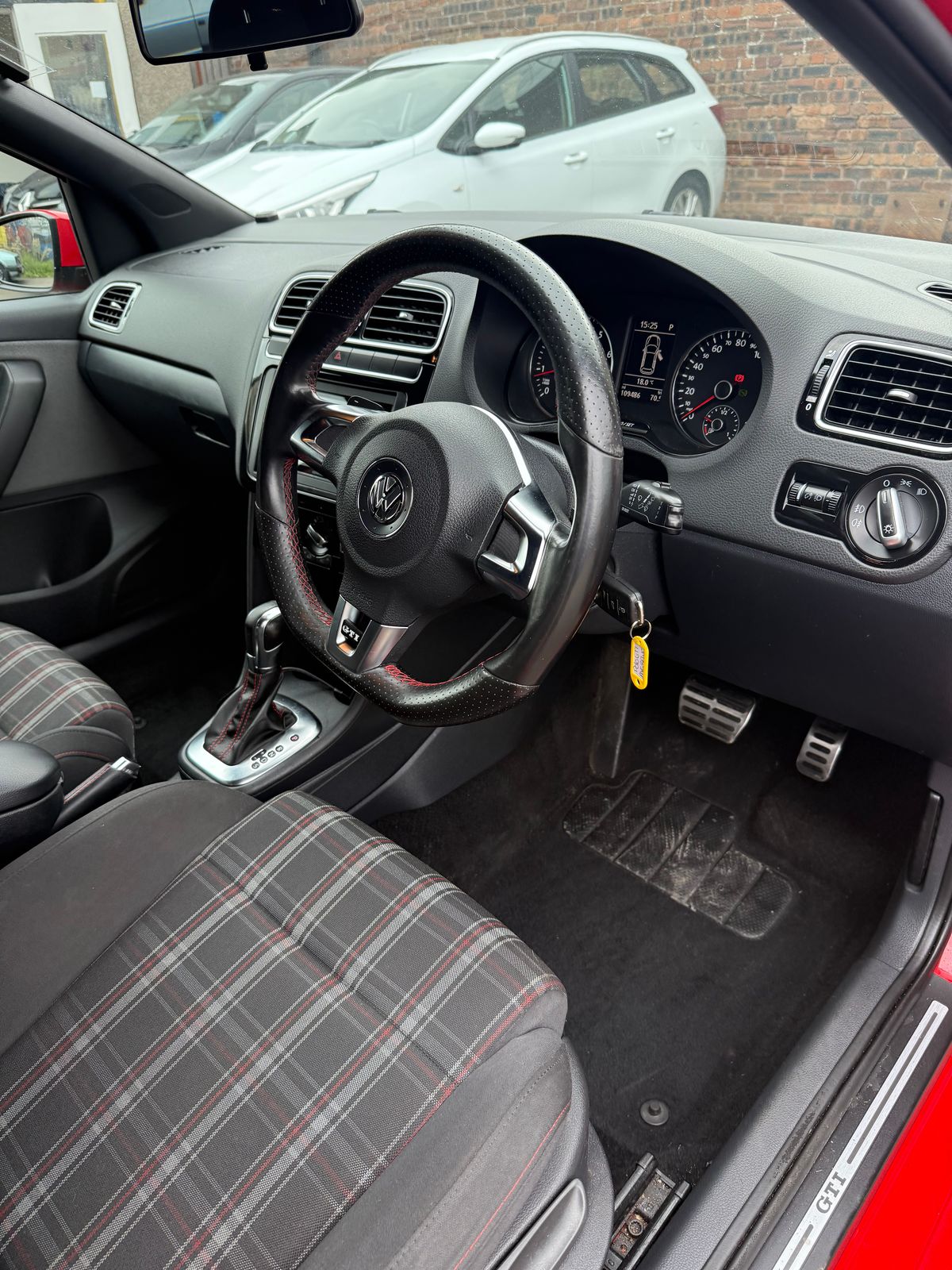 Used Volkswagen Polo 2013 for sale - 77192072: Photo 11