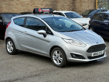Used Ford Fiesta 2016 for sale - 75891898: Photo