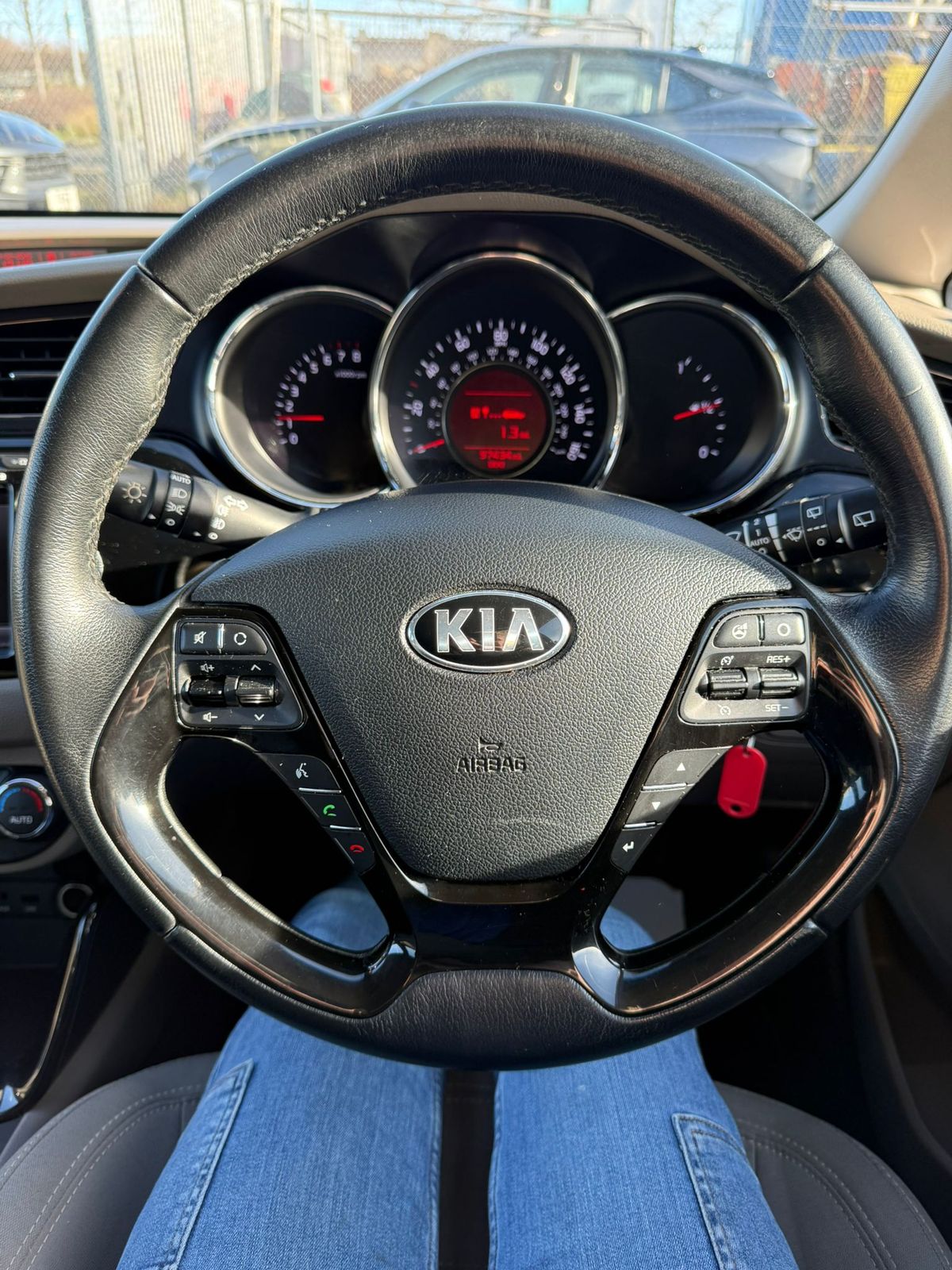 Used Kia Ceed 2013 for sale - 77588671: Photo 11