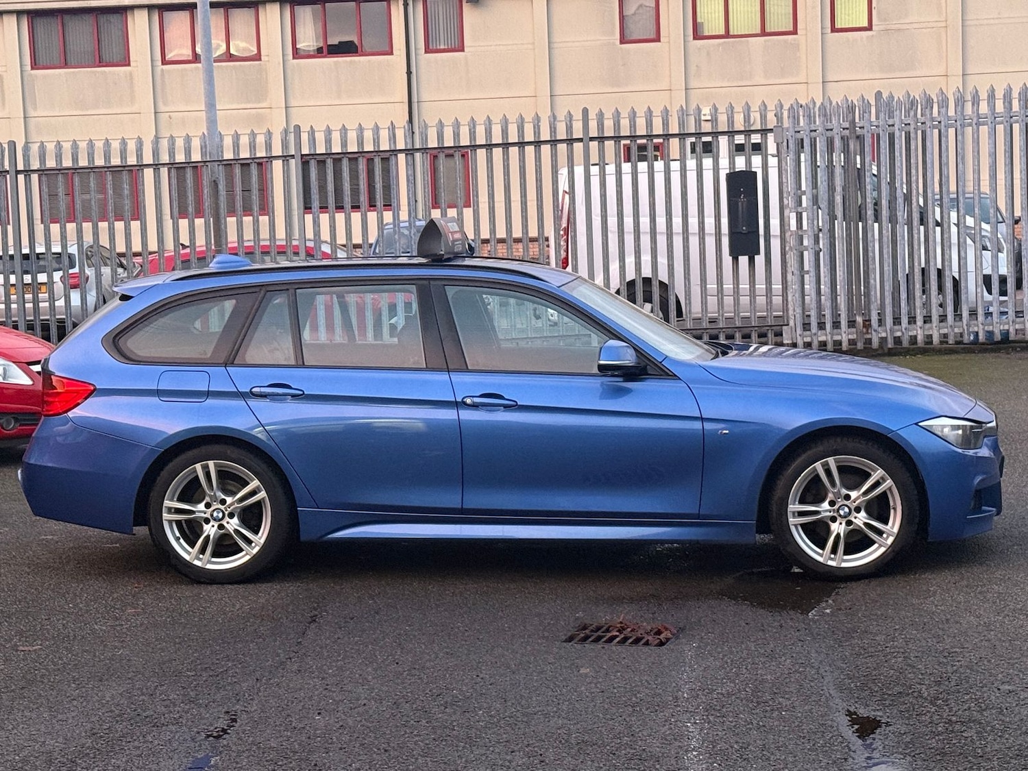 Used BMW 3 Series 2015 for sale - 76552196: Photo 4