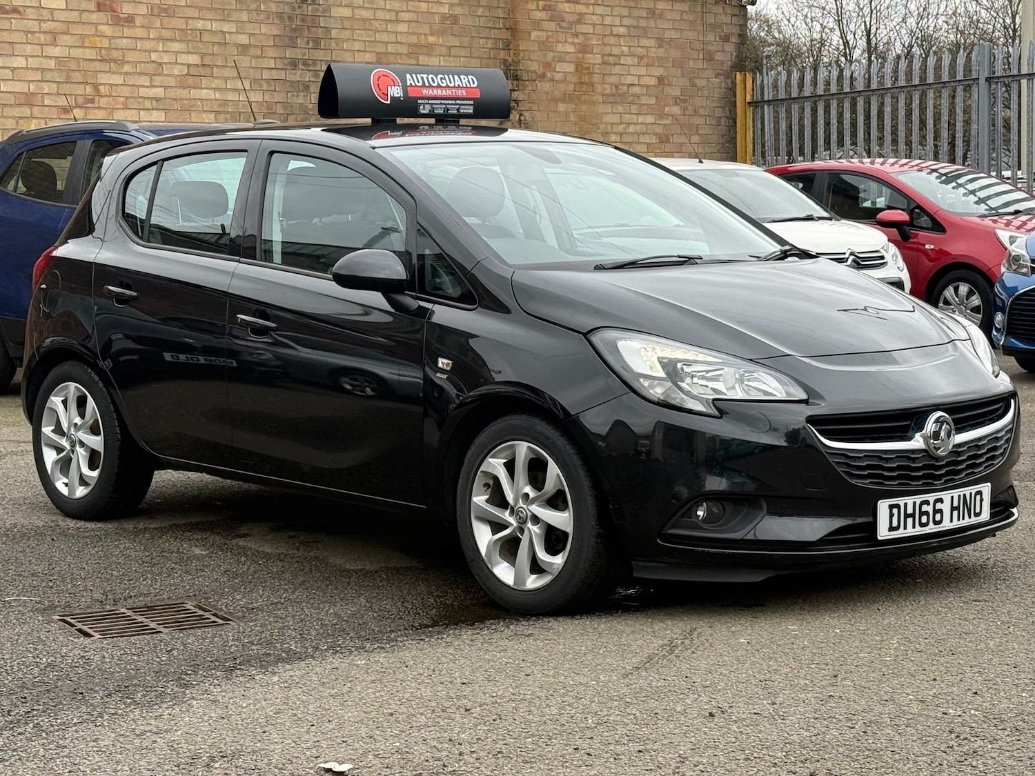 Used Vauxhall Corsa 2017 for sale - 77995203: Photo 3