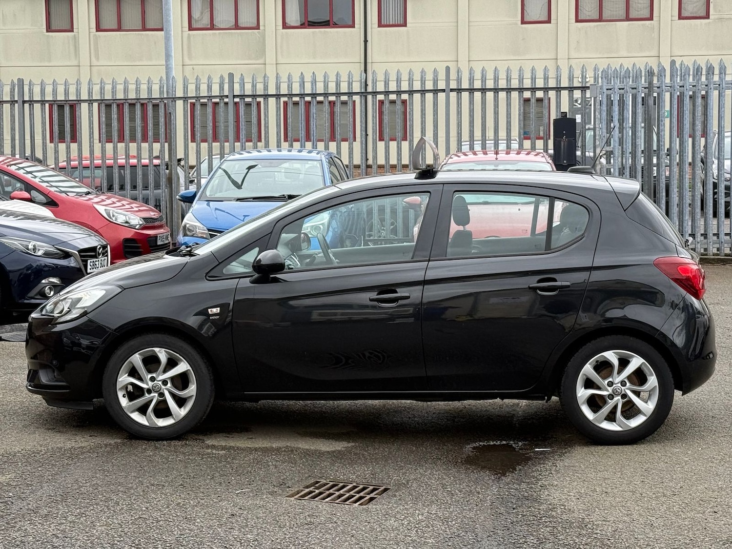 Used Vauxhall Corsa 2017 for sale - 77995203: Photo 8