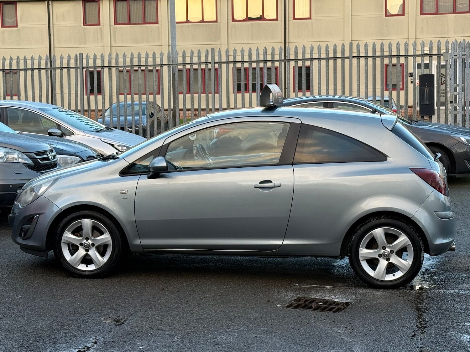 Used Vauxhall Corsa 2013 for sale - 76928182: Photo 8