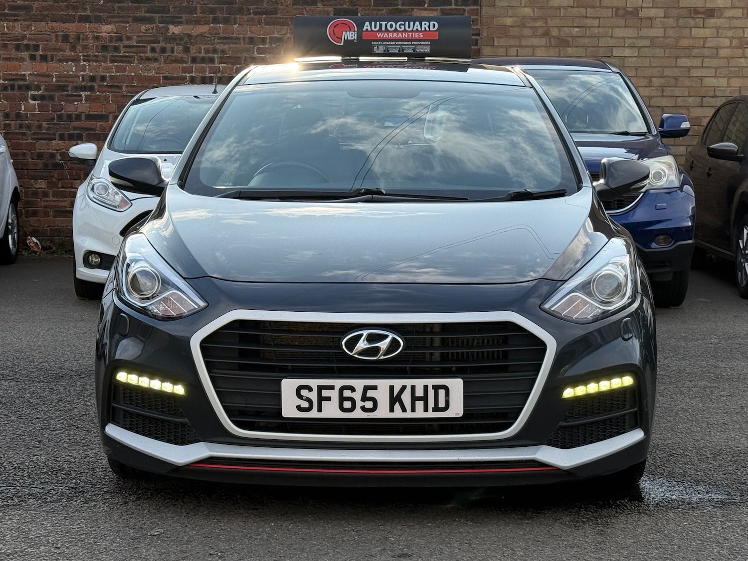 Used Hyundai i30 2015 for sale - 77192069: Photo 2