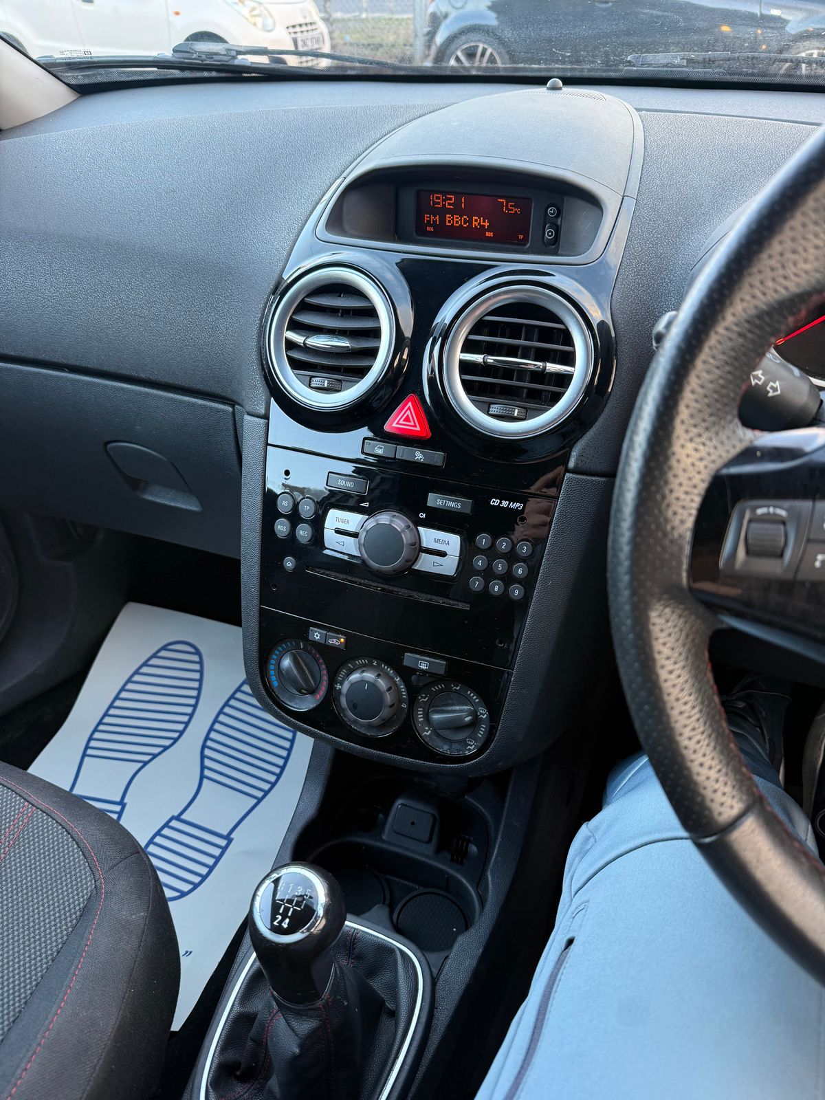 Used Vauxhall Corsa 2013 for sale - 77192076: Photo 13