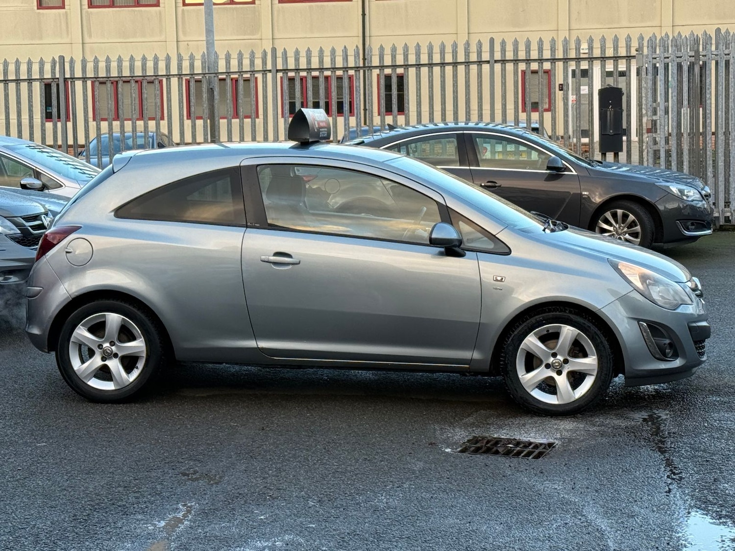 Used Vauxhall Corsa 2013 for sale - 77192076: Photo 4