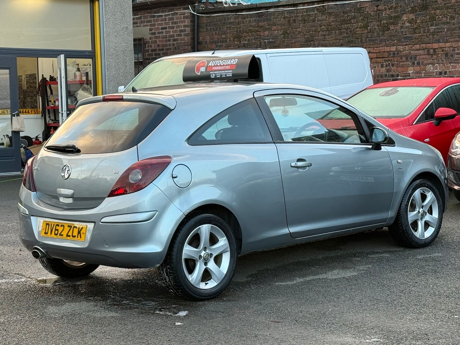 Used Vauxhall Corsa 2013 for sale - 77192076: Photo 5
