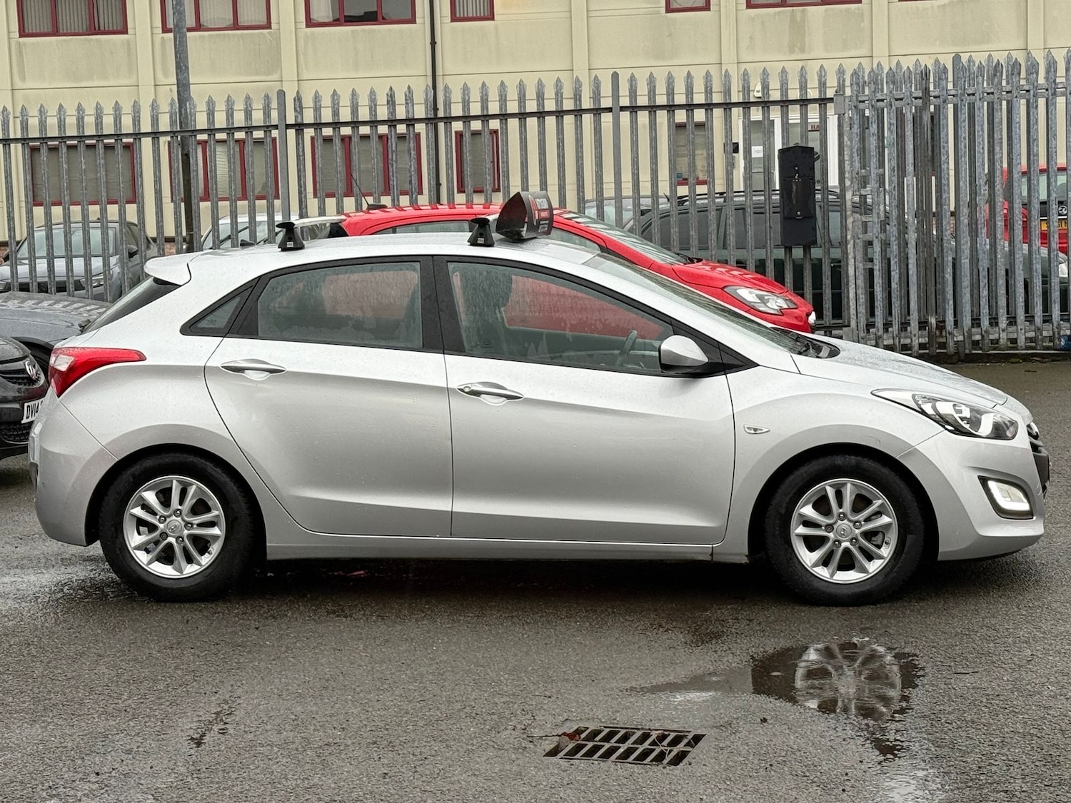 Used Hyundai i30 2014 for sale - 77293532: Photo 4