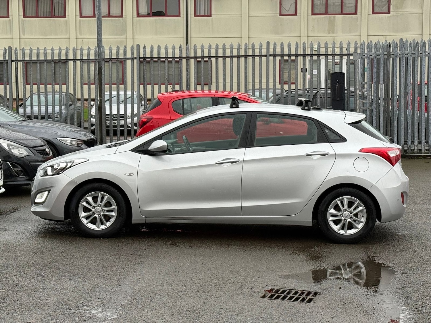 Used Hyundai i30 2014 for sale - 77293532: Photo 8