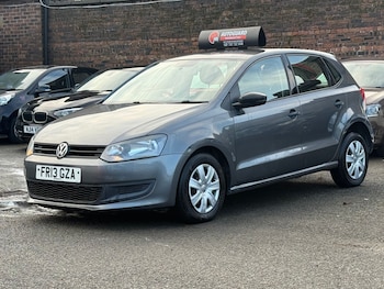Used Volkswagen Polo 2013 for sale - 77269491: Photo