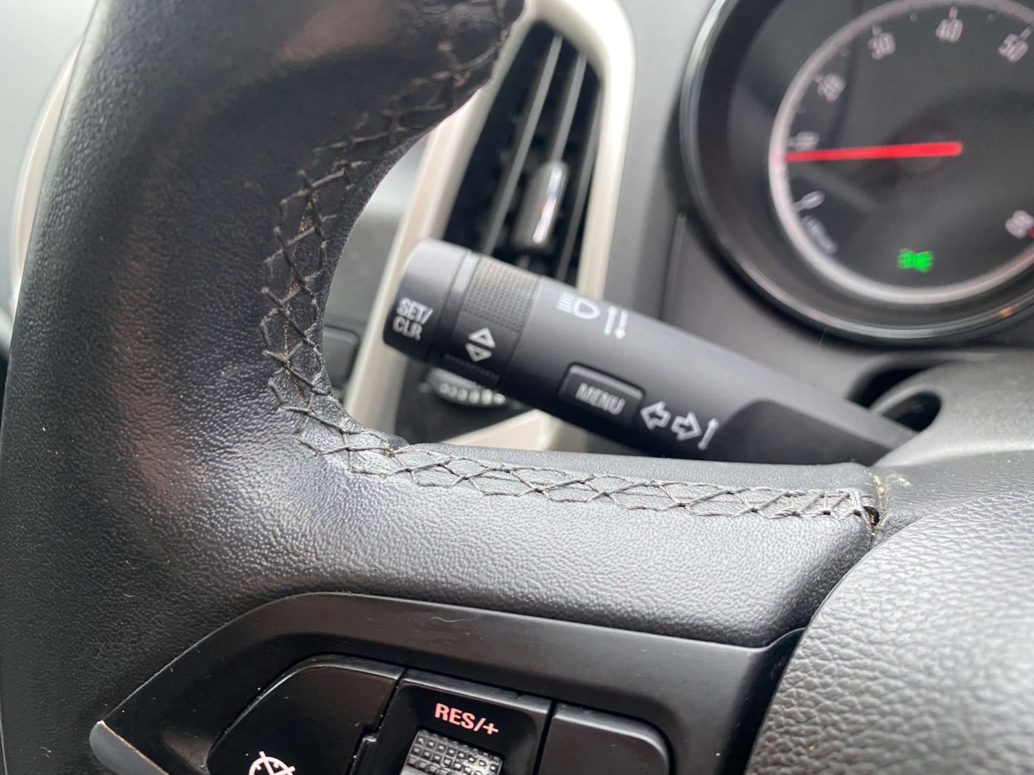 Used Vauxhall Astra 2014 for sale - 77272749: Photo 15