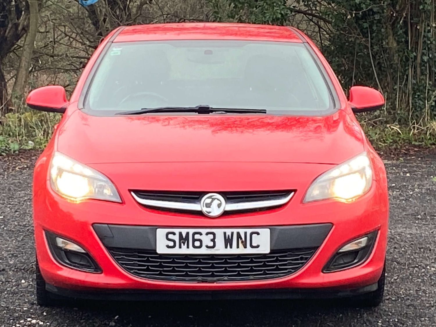 Used Vauxhall Astra 2014 for sale - 77272749: Photo 2