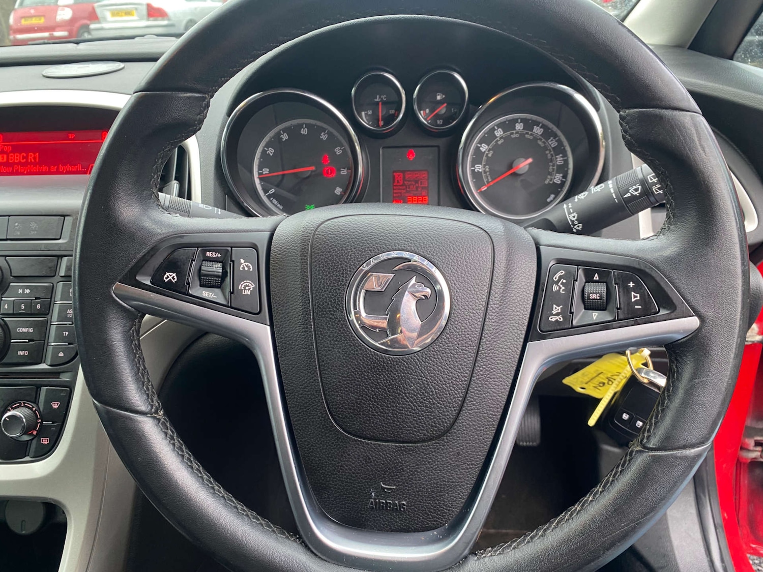 Used Vauxhall Astra 2014 for sale - 77272749: Photo 23