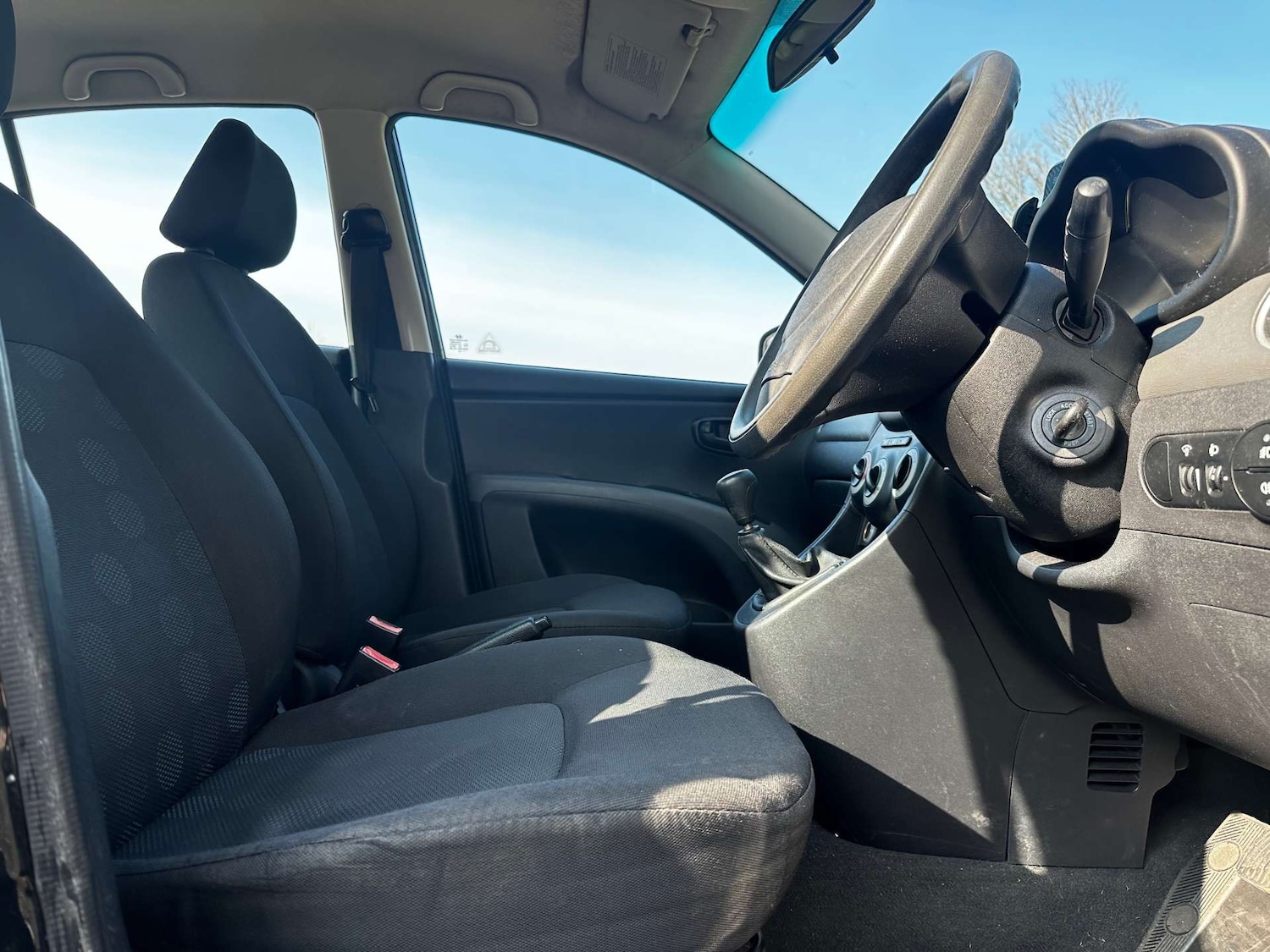 Used Hyundai i10 2010 for sale - 77975385: Photo 11