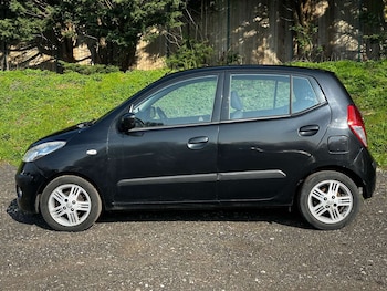 Used Hyundai i10 2010 for sale - 77975385: Photo