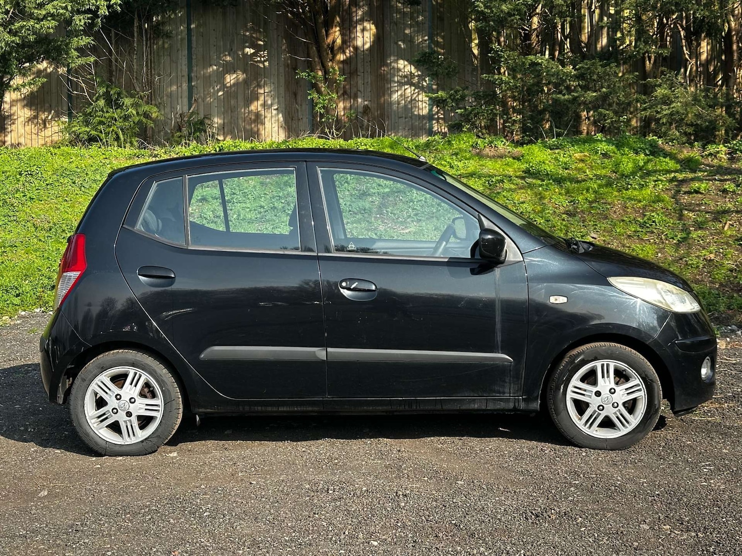 Used Hyundai i10 2010 for sale - 77975385: Photo 9