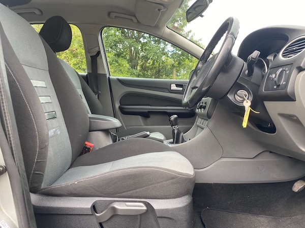 Used Ford Focus 2009 for sale - 75662058: Photo 11