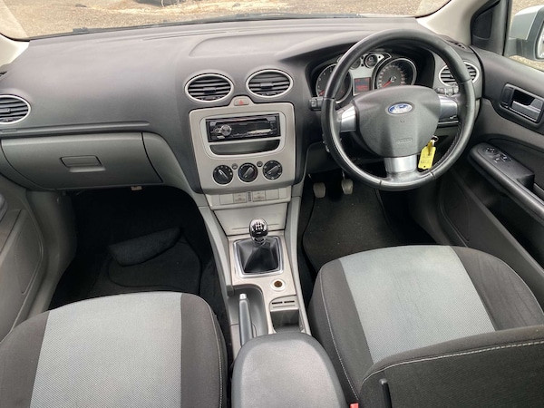 Used Ford Focus 2009 for sale - 75662058: Photo 14