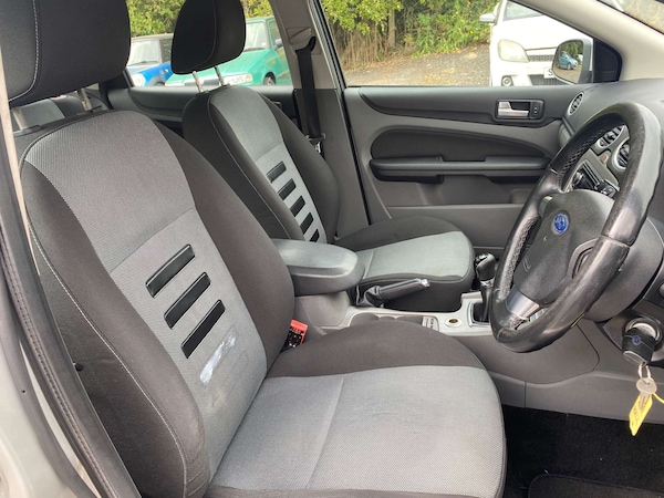 Used Ford Focus 2009 for sale - 75662058: Photo 15