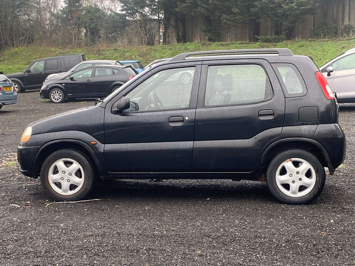 Used Suzuki Ignis 2001 for sale - 77398497: Photo 4