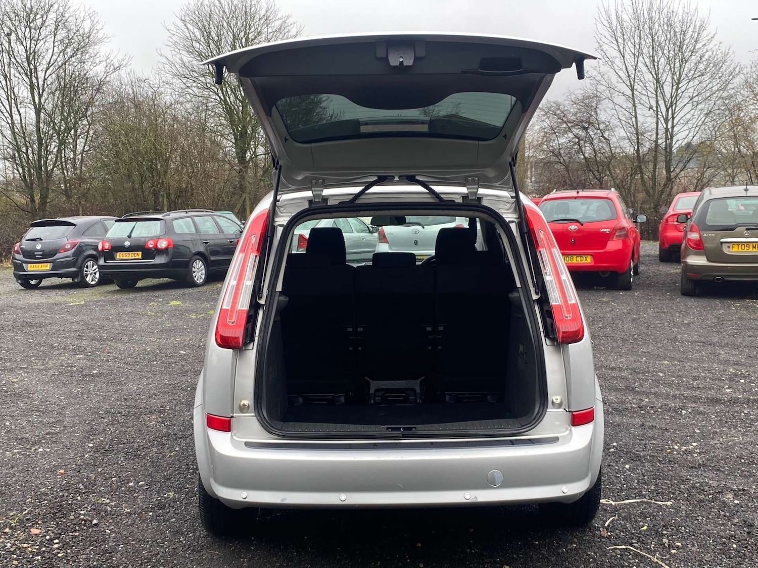 Used Ford C-Max 2010 for sale - 77475141: Photo 8