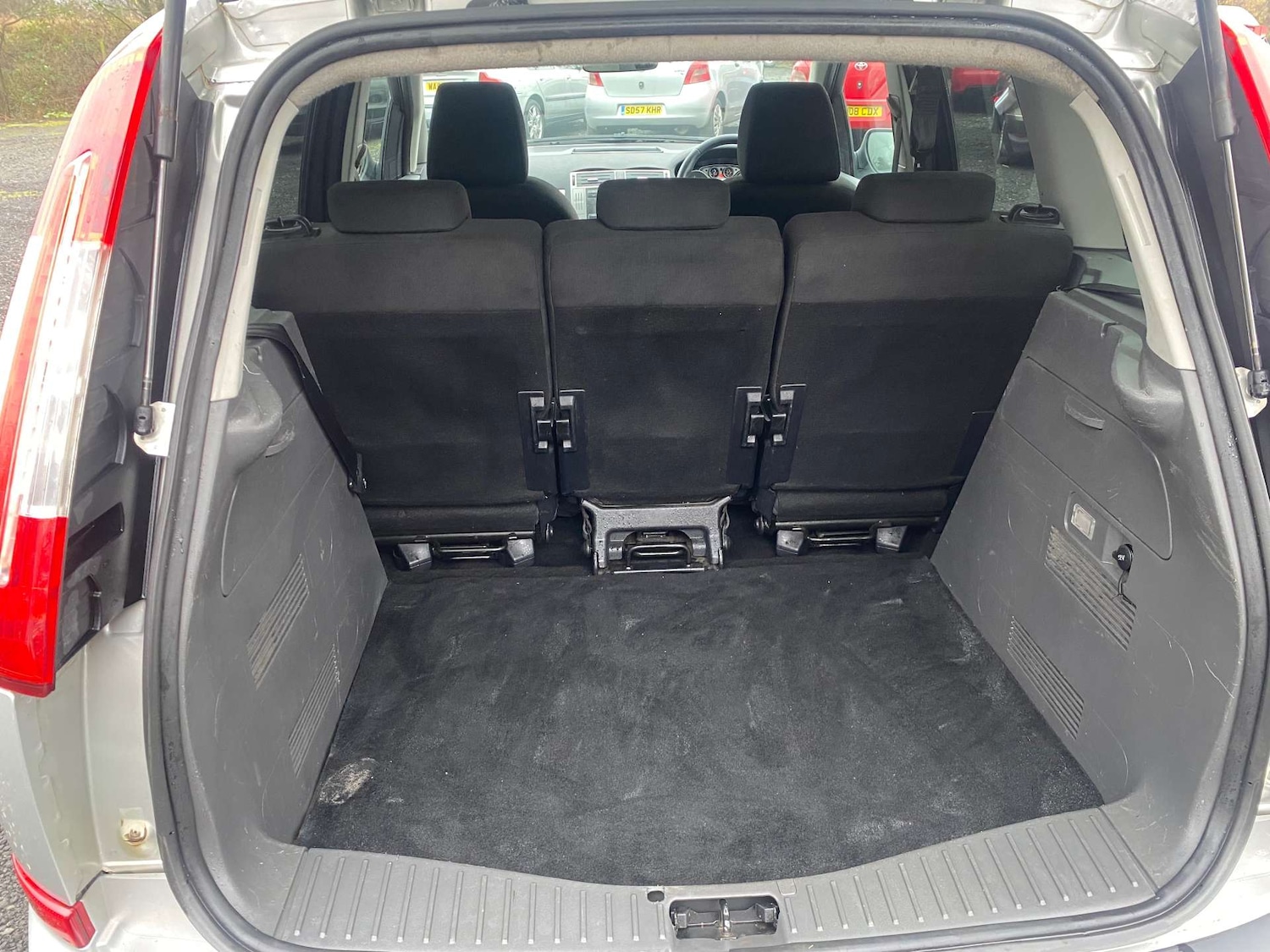 Used Ford C-Max 2010 for sale - 77475141: Photo 9