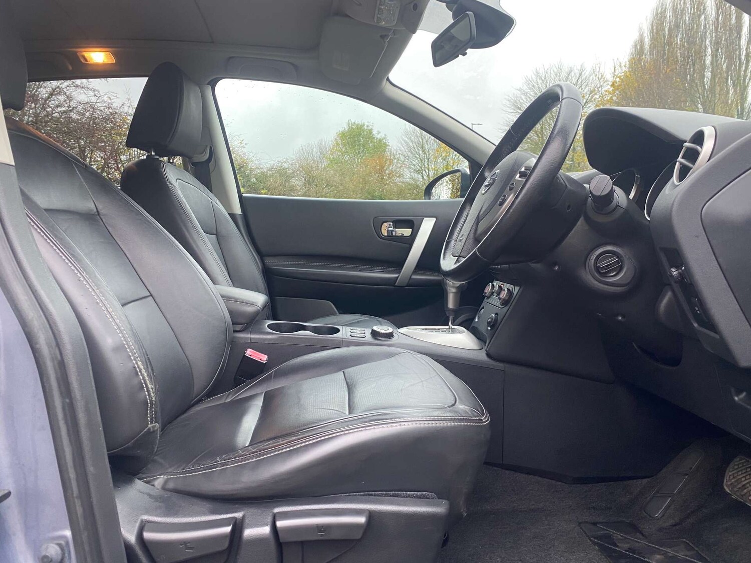 Used Nissan Qashqai 2010 for sale - 77793043: Photo 11