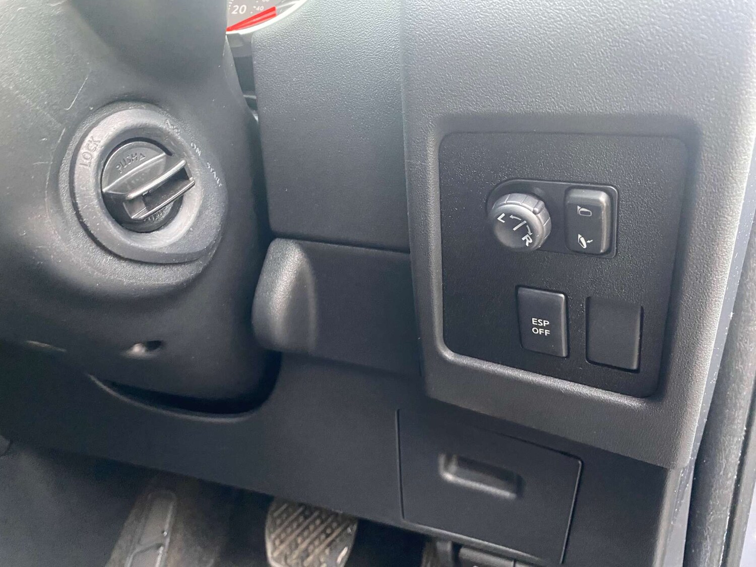 Used Nissan Qashqai 2010 for sale - 77793043: Photo 24