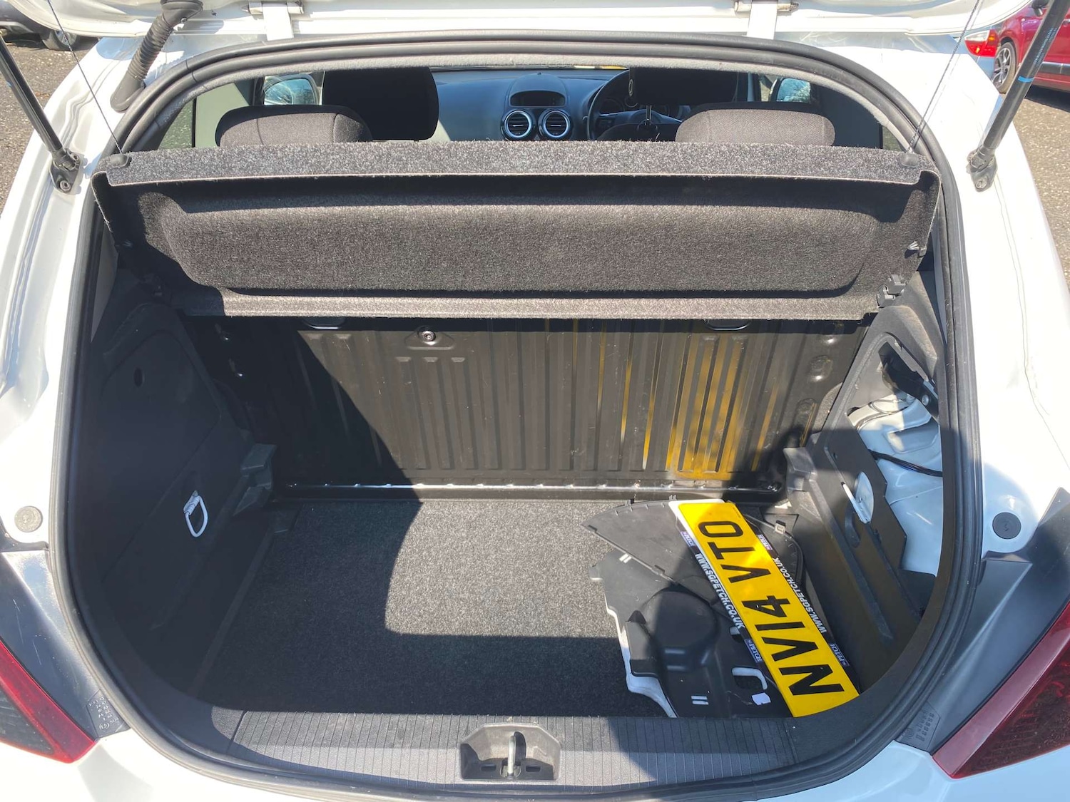 Used Vauxhall Corsa 2014 for sale - 77789732: Photo 8