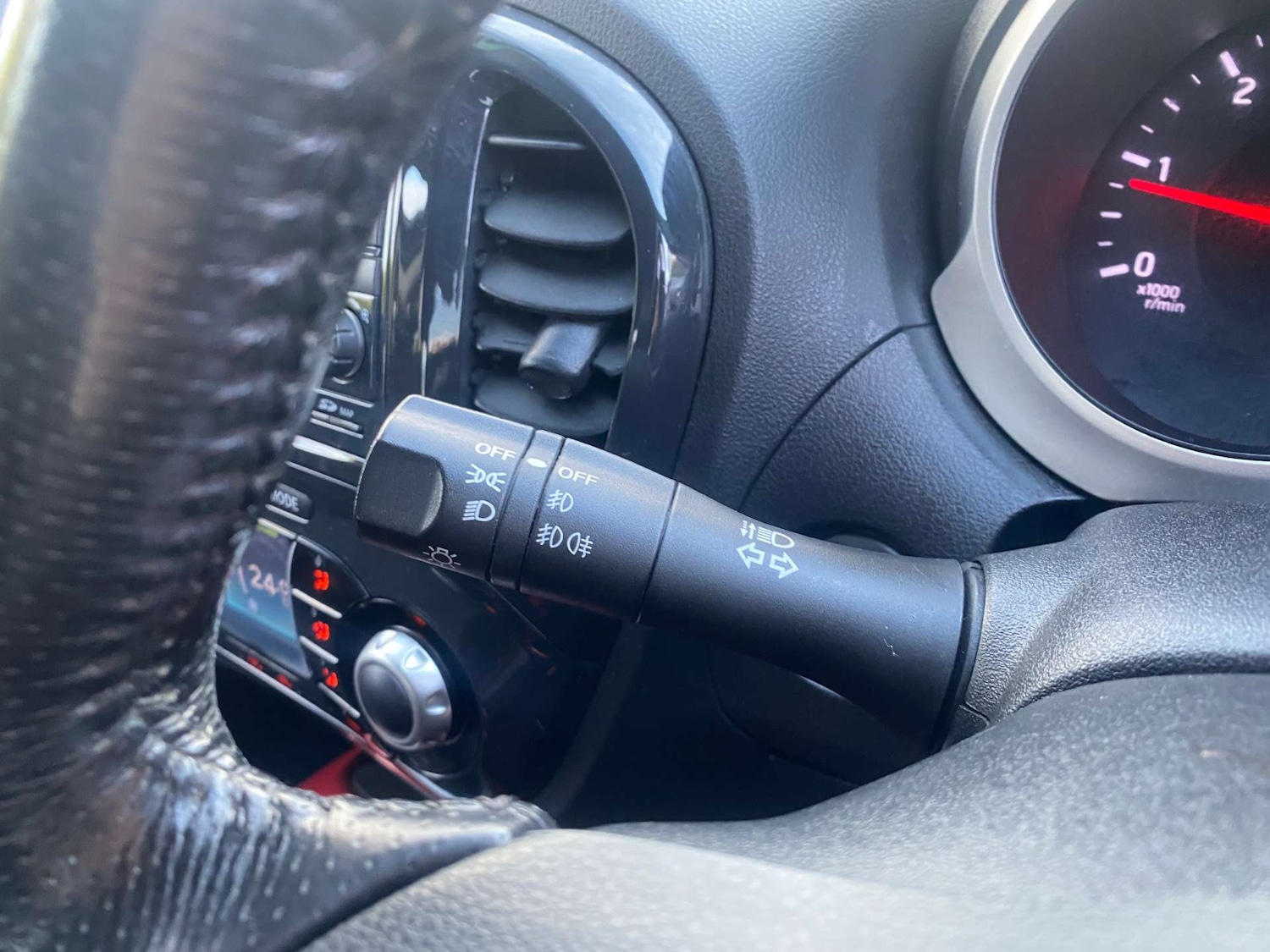 Used Nissan Juke 2011 for sale - 76223038: Photo 22