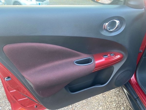 Used Nissan Juke 2011 for sale - 76223038: Photo 30