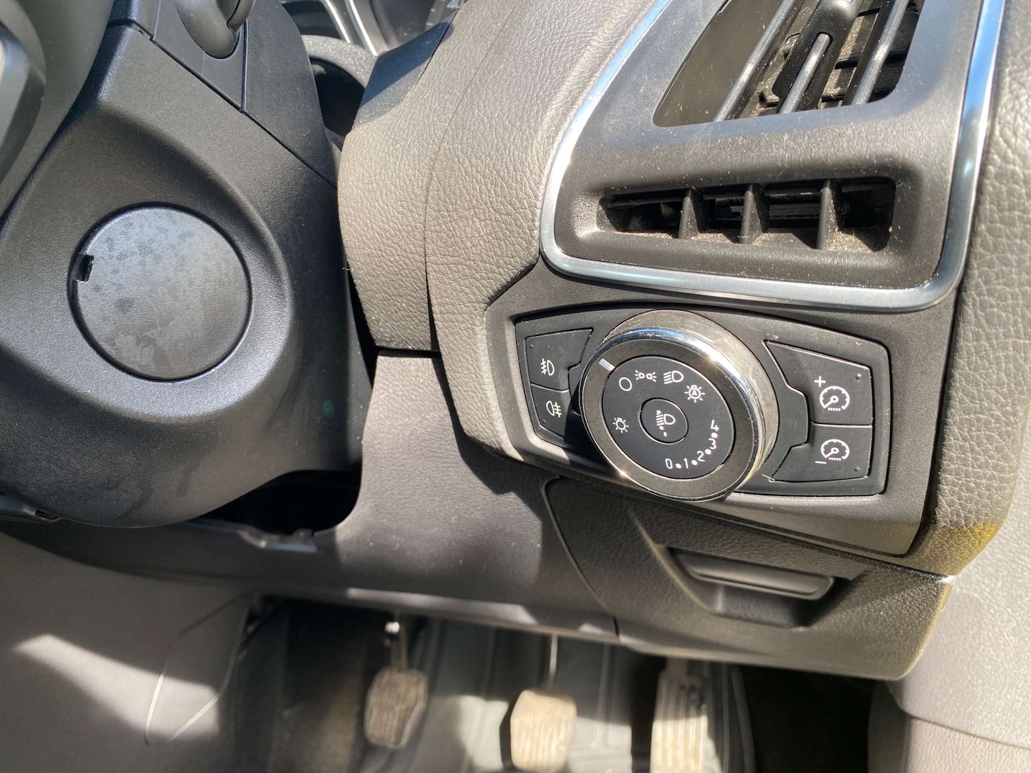 Used Ford Focus 2011 for sale - 78154431: Photo 26