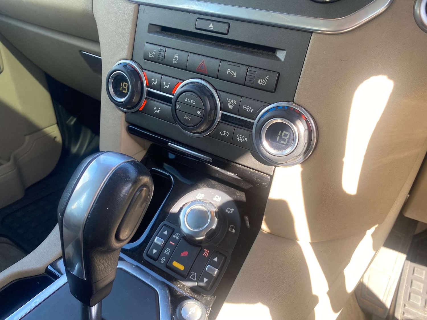 Used Land Rover Discovery 2011 for sale - 78111338: Photo 17