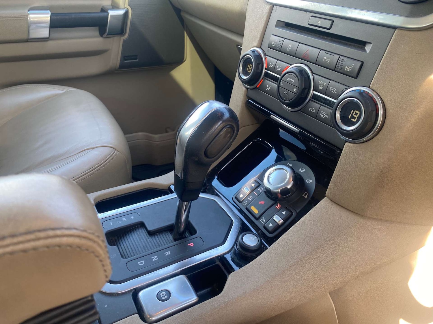 Used Land Rover Discovery 2011 for sale - 78111338: Photo 22