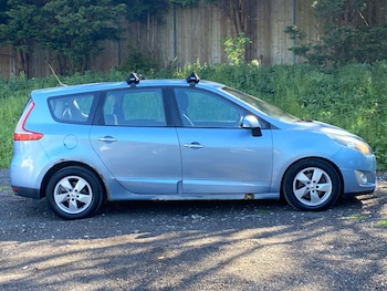 Used Renault Scenic 2010 for sale - 78412504: Photo