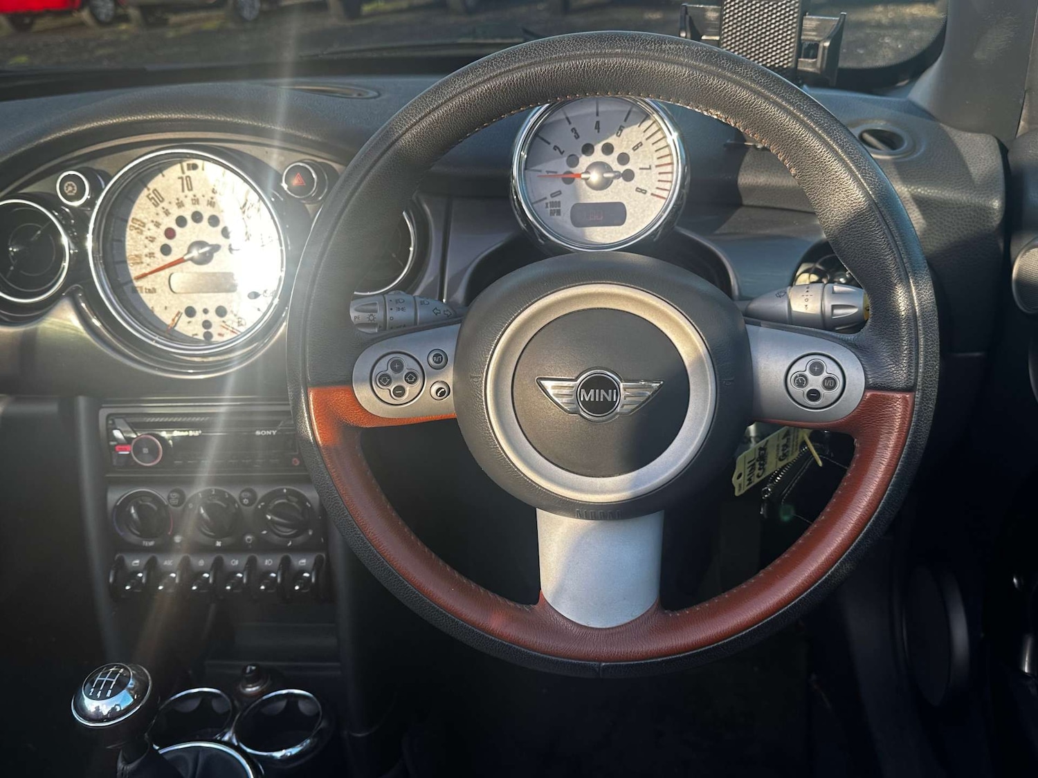 Used MINI Convertible 2008 for sale - 76892305: Photo 25