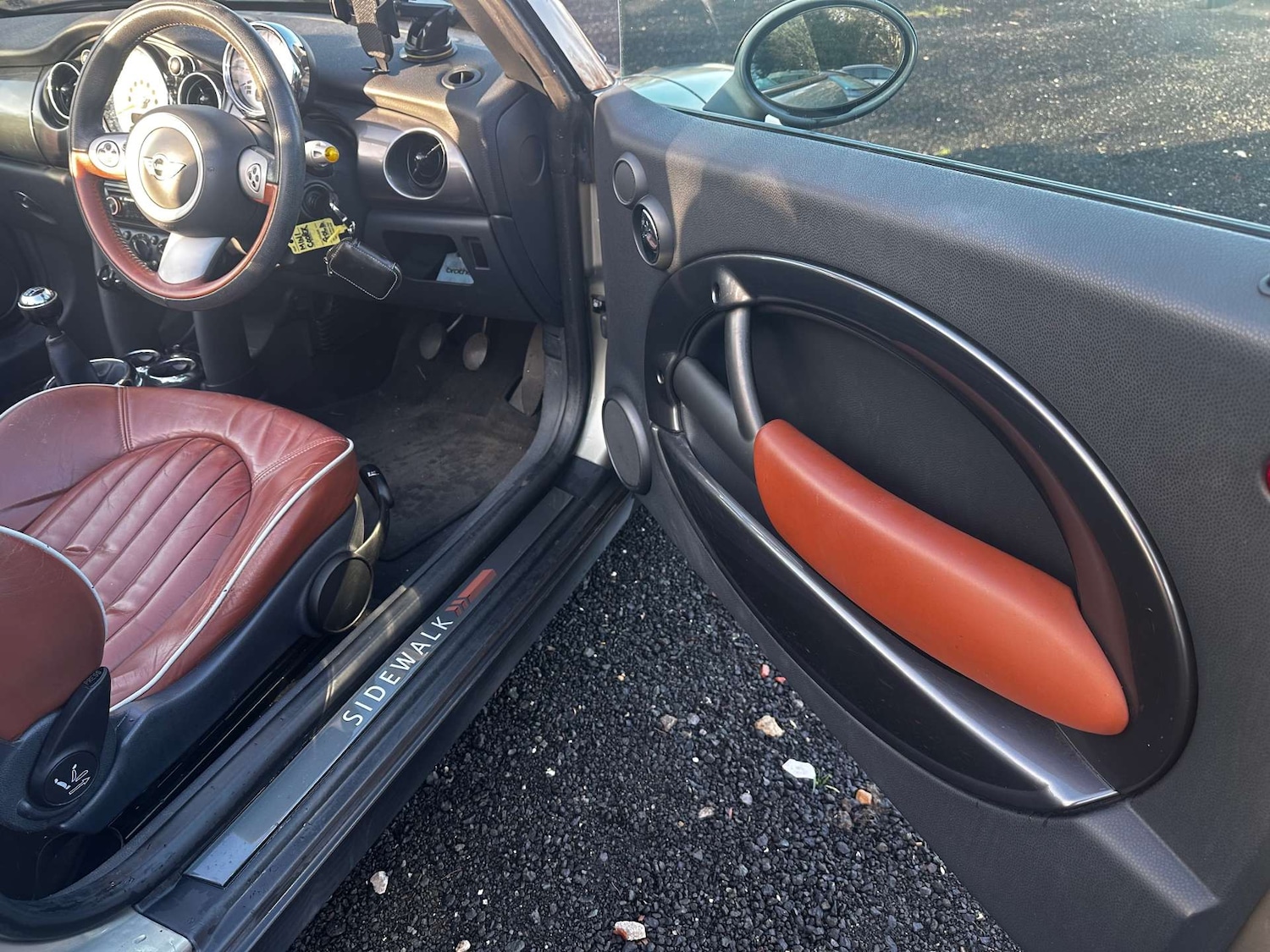 Used MINI Convertible 2008 for sale - 76892305: Photo 29