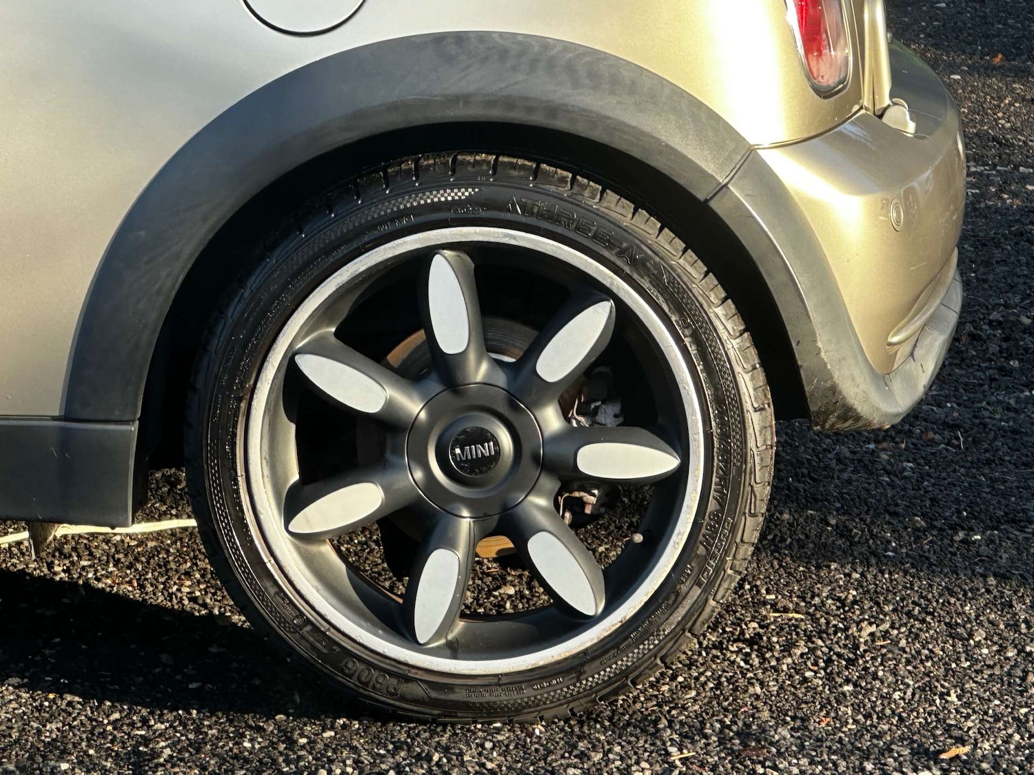 Used MINI Convertible 2008 for sale - 76892305: Photo 30