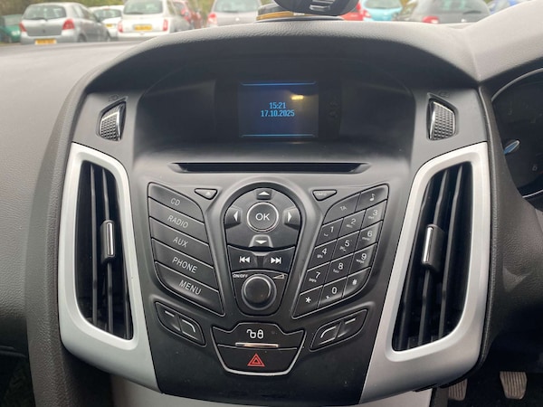 Used Ford Focus 2011 for sale - 76290971: Photo 19