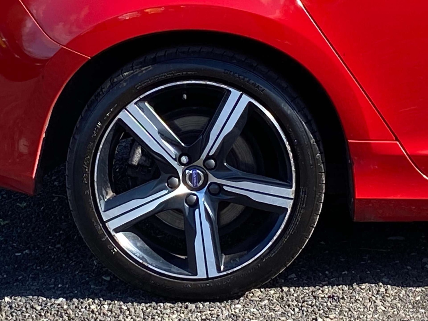 Used Volvo V60 2017 for sale - 77889956: Photo 33