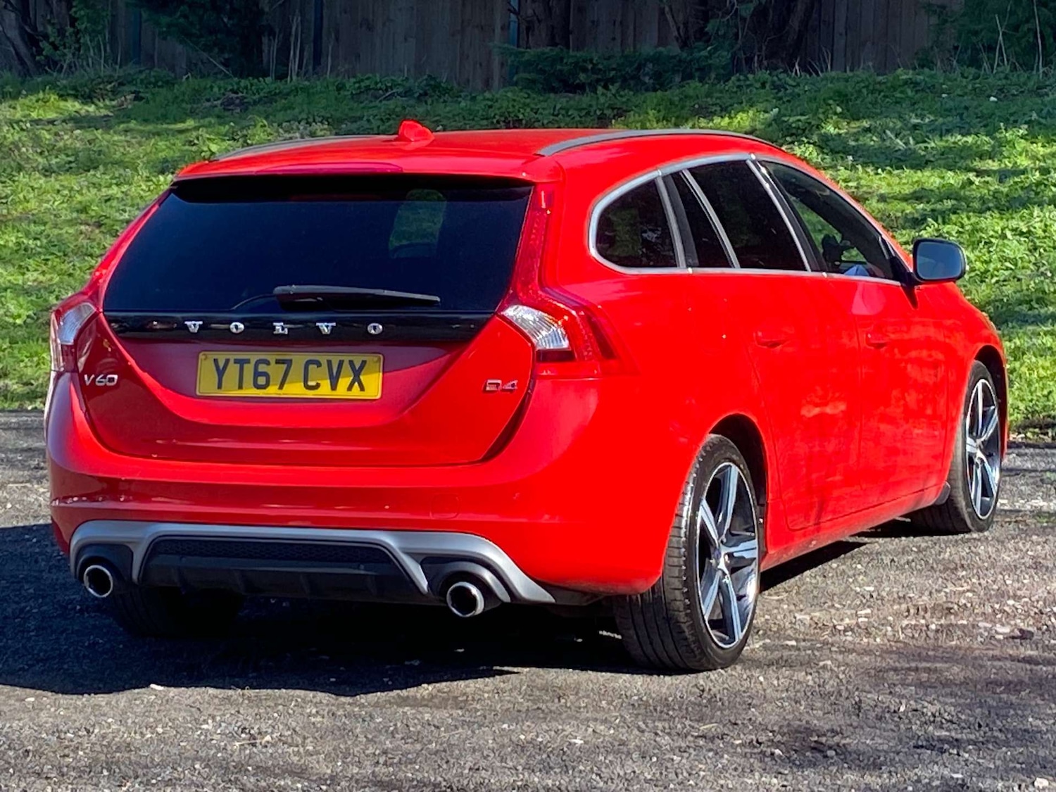 Used Volvo V60 2017 for sale - 77889956: Photo 7