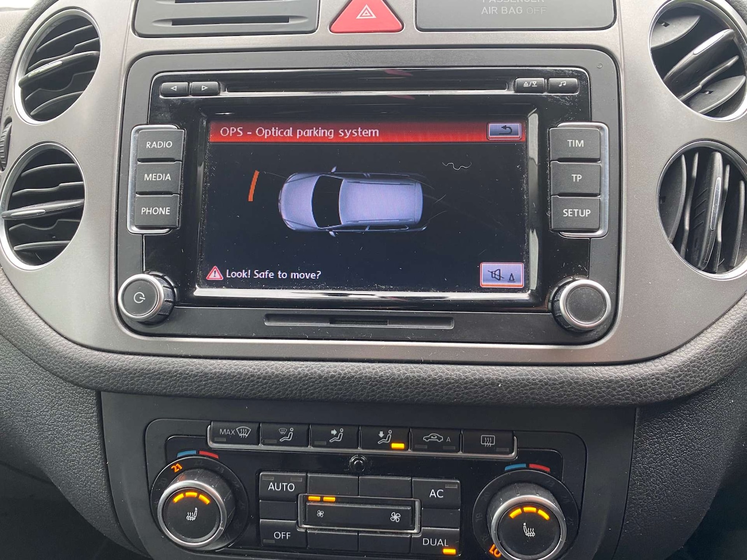 Used Volkswagen Tiguan 2011 for sale - 78122998: Photo 16