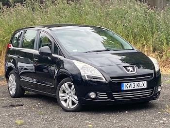 Used Peugeot 5008 2013 for sale - 79111853: Photo