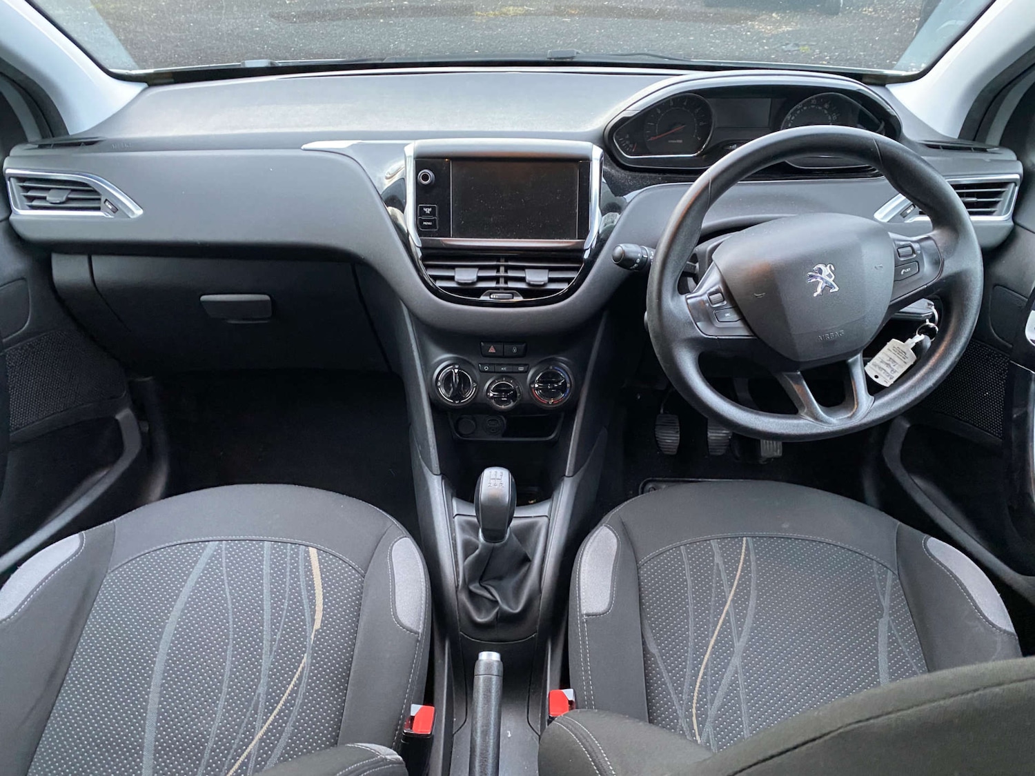 Used Peugeot 208 2012 for sale - 77151100: Photo 12