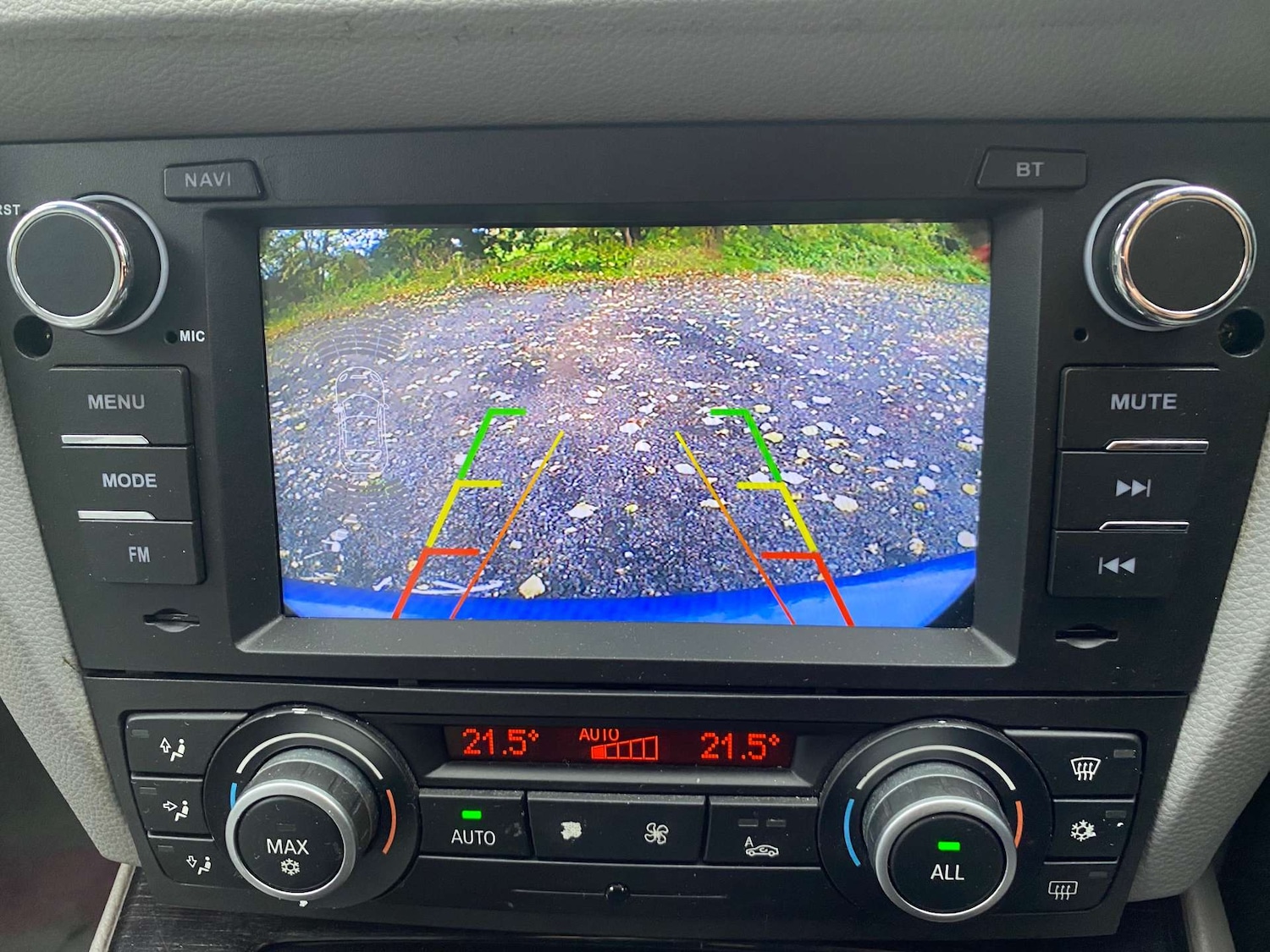 Used BMW 3 Series 2009 for sale - 76429387: Photo 13